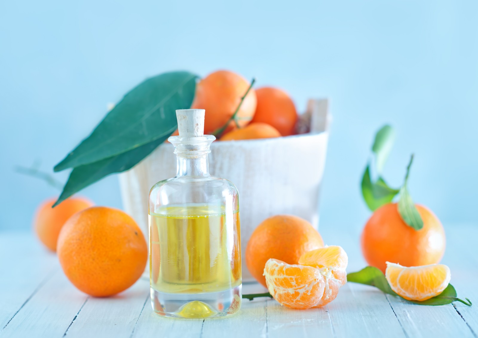 Essential Oils to Lift Your Energy: The Power of Citrus Blends – Pop ...