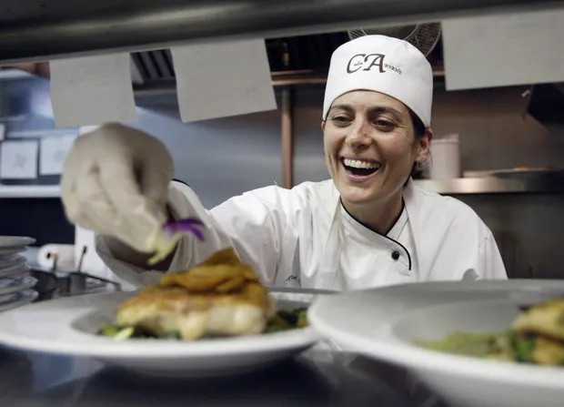 10 Delicious Questions with Chef Ariane Duarte! - Pop and Thistle